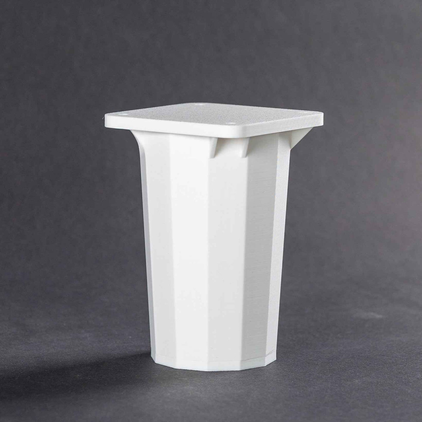 GraviLegs 4er Set Design-Möbelfüße | Hochwertiger 3D-Druck PETG & Carbon | Belastbar bis 460kg | Passend für gängige Regalsysteme & DIY-Projekte | Made in Germany