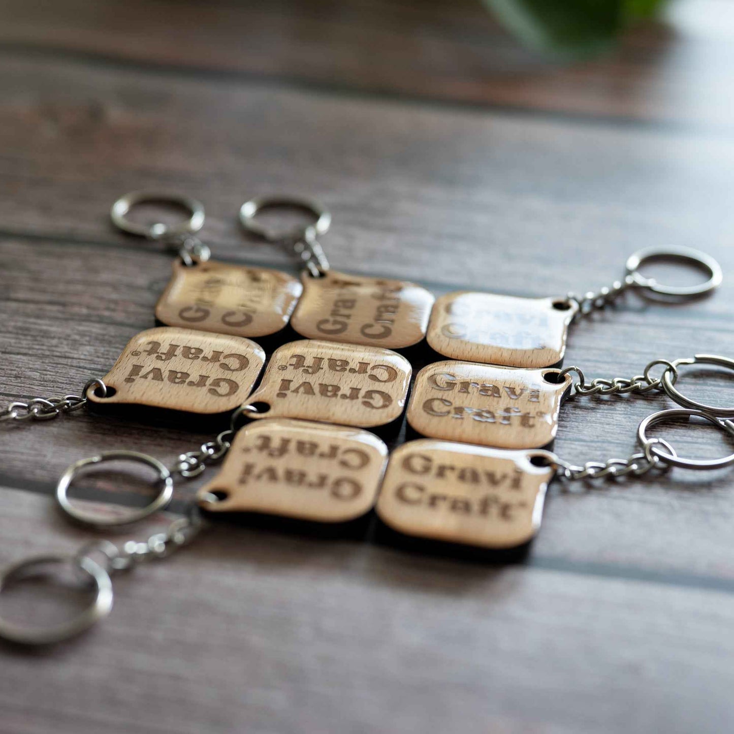 NFC Business Tag Holz | Crystal Resin Edition | Handgefertigt & Hochglanz