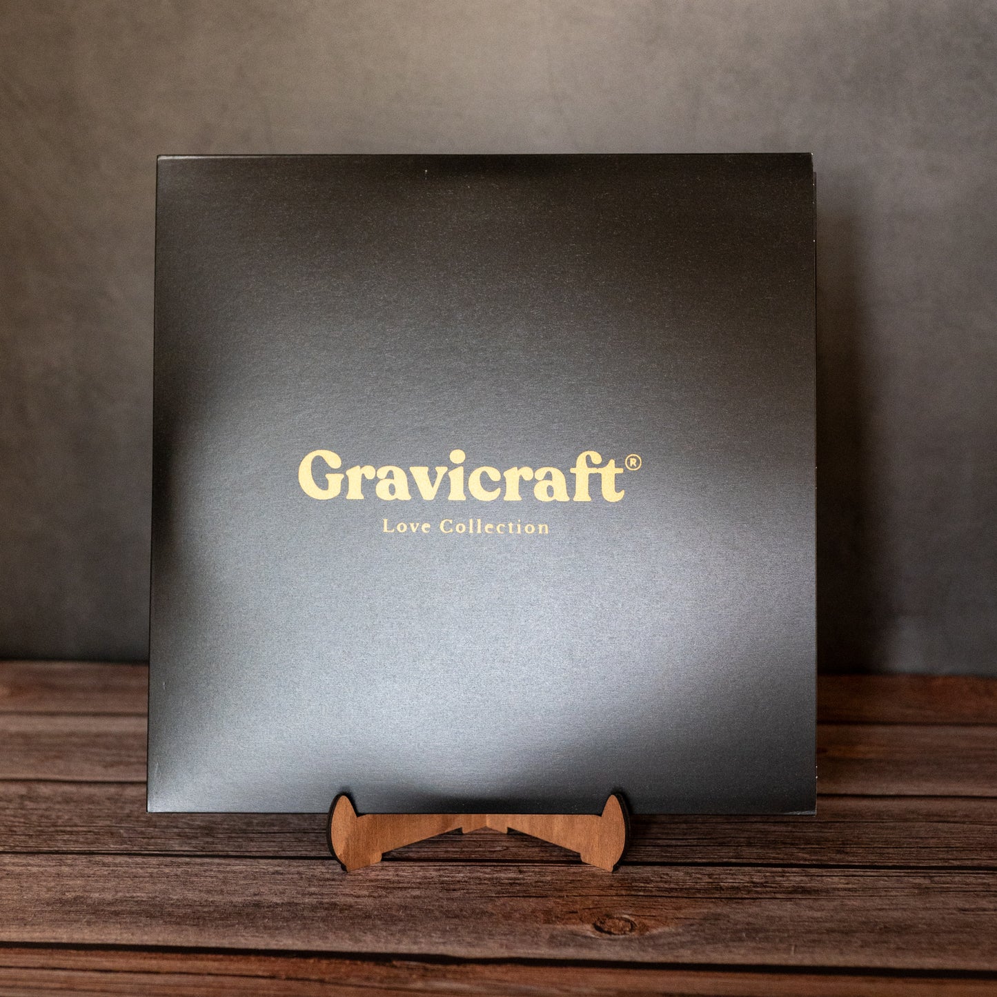 Personalisierte Holz-Schallplatte mit NFC – Love Collection | Individuelles Geschenk mit Musik