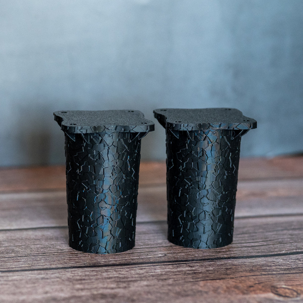 GraviLegs VORONOI – Designer Möbelfüße mit Struktur