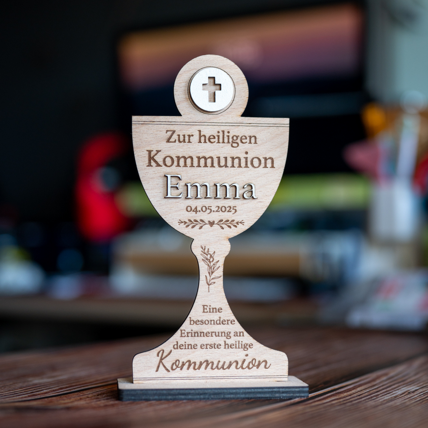 ✨ Personalisiertes Kommunion Geschenk aus Holz | Kelch mit Name & Datum | Tischdeko & Erinnerung Kommunionkind | GraviCraft Handmade
